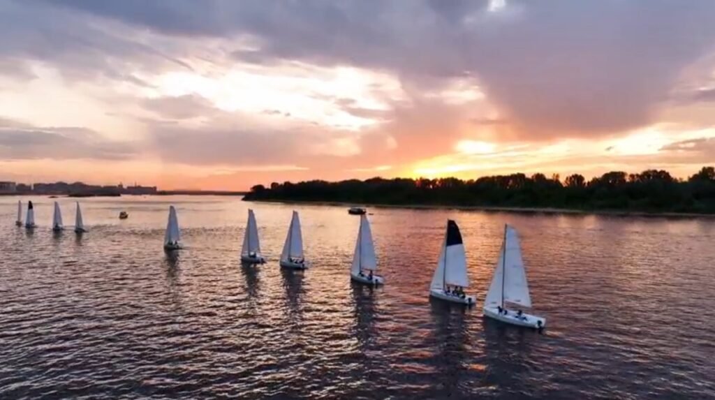 Легендарная песня «Течёт река Волга» получила новое звучание в проекте #МУЗЫКАВМЕСТЕ