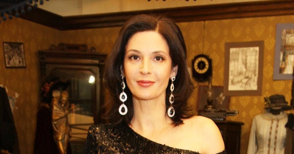 Лидия Вележева дебютирует в древнегреческой трагедии