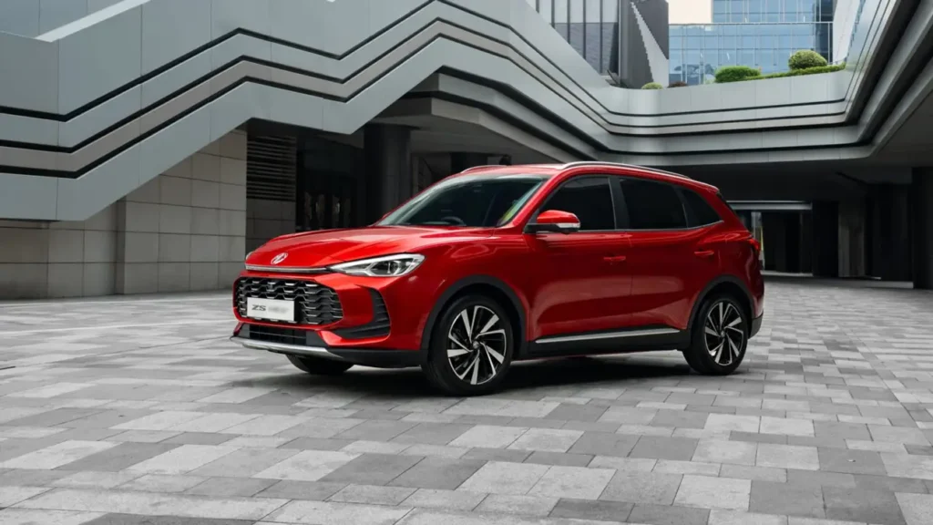 MG ZS представил супервыгодную бензиновую версию Vibe Turbo