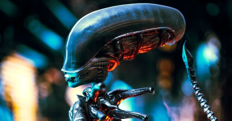 Модная встреча: кукла-ксеноморф от Monster High и Чужого