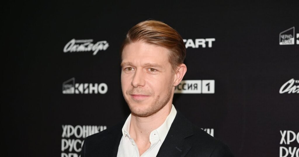 Никита Ефремов рассказал о встрече с отцом после освобождения