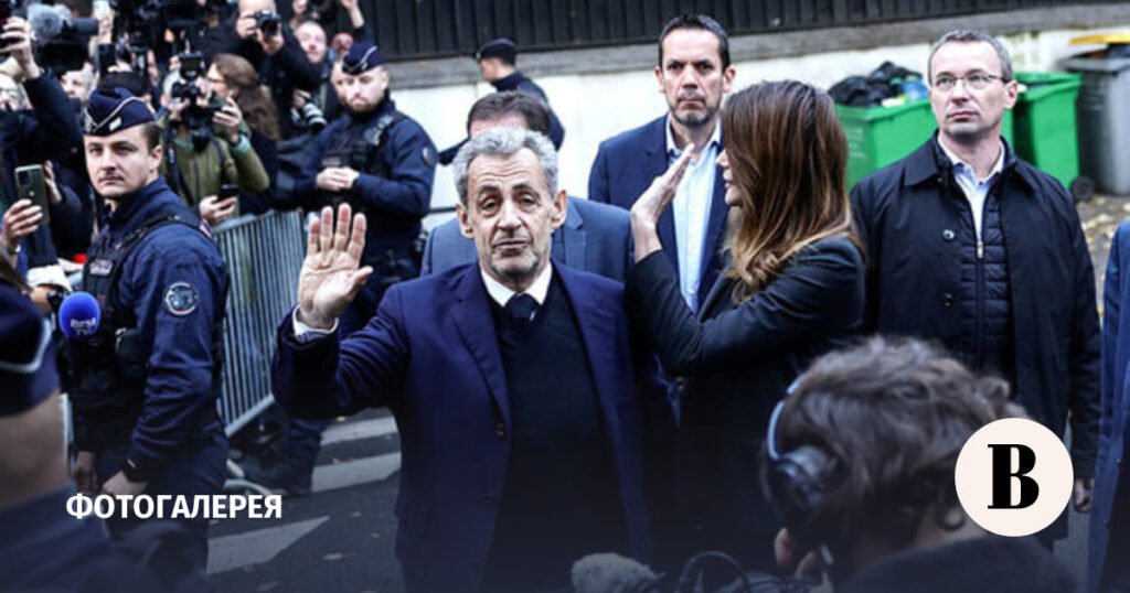 Николя Саркози отправился в тюрьму: фоторепортаж