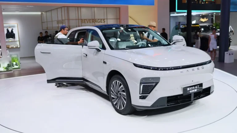 Новый рекорд автономности: Exeed Exlantix ET и ES прошли 1360 км без дозаправки