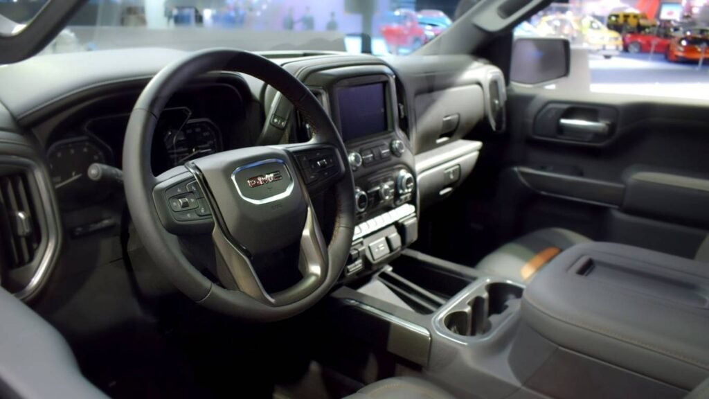 Обновление ПО для GMC Hummer и Sierra: решение проблем с АКБ