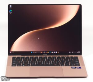 Обзор HONOR MagicBook Art 14 2025: лёгкий и мощный ноутбук