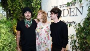 Памела Андерсон с сыновьями от Томми Ли посетила светское мероприятие