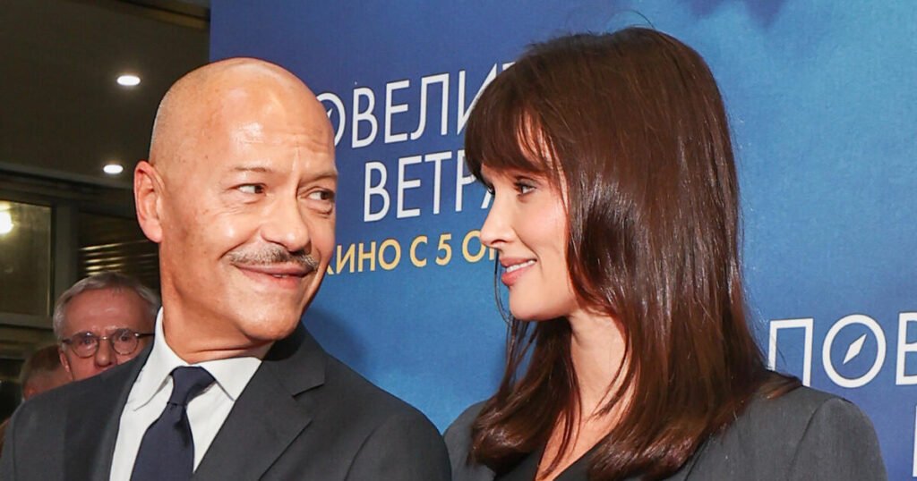 Паулина Андреева с загадочным малышом на руках - слухи о новом члене семьи