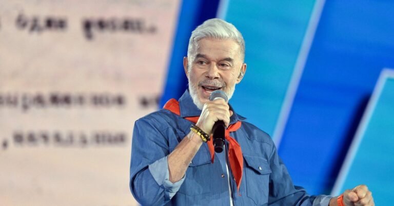 Представитель Олега Газманова ответил на слухи о его здоровье