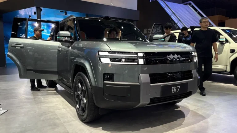 Продажи автомобилей в Китае резко выросли в сентябре