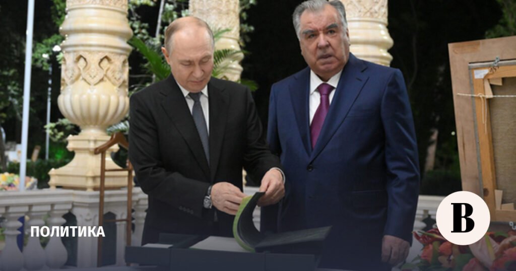 Путин прибыл в Душанбе с дарами для Рахмона