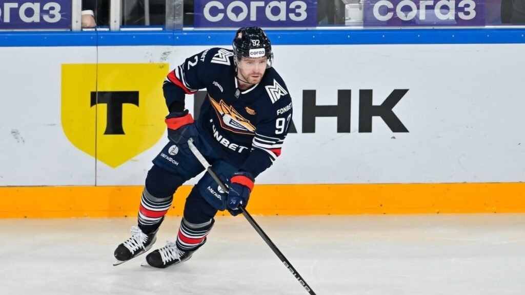 Разин проигнорировал вопрос о Кузнецове после разгрома «Магнитки» от «Ак Барса»