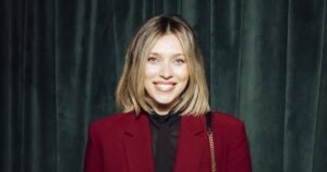 Регина Тодоренко после родов похвасталась фигурой в купальнике