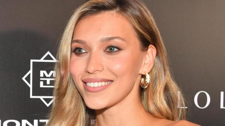 Регина Тодоренко после родов сразу вернулась к работе