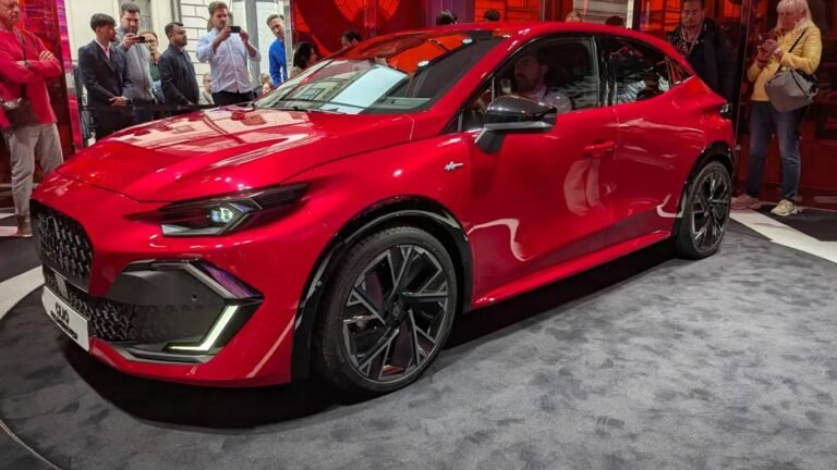 Renault Clio E-Tech Hybrid: 200 л.с. и возможное возвращение RS