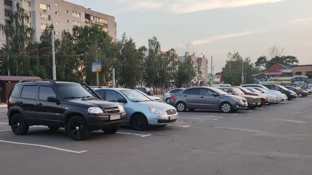 Рынок новых машин в России резко сократился на 22,8%