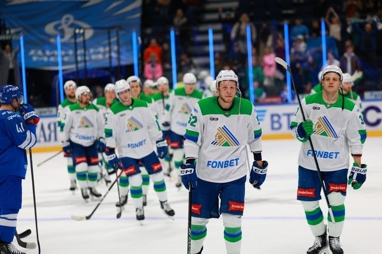 «Салават Юлаев» проиграл «Динамо» из-за ошибок Вязового и удалений