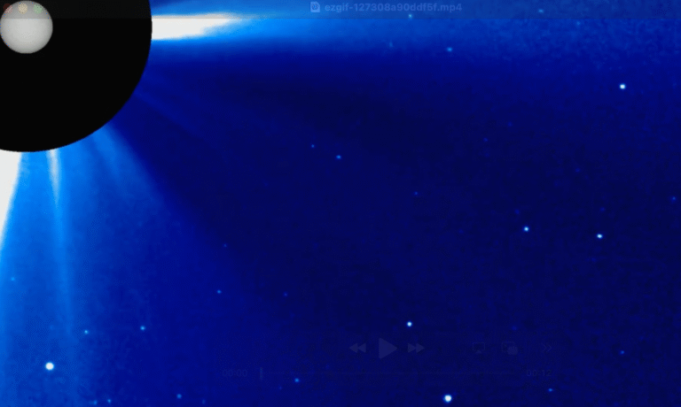 Солнце поглотило две кометы подряд за несколько часов