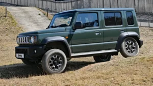 Suzuki Jimny вернулся в Россию: цены и характеристики