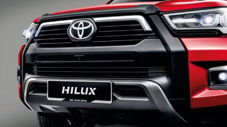 Toyota Hilux - лидер продаж на рынке Австралии