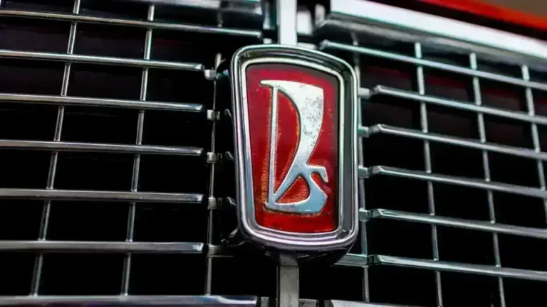 В России продают 35-летний ВАЗ-2108 с пробегом 6,8 тыс. км за 550 тыс. рублей