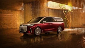 Voyah Dream+: Обновленный минивэн с передовыми технологиями