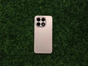 Xiaomi 15T с AMOLED-экраном и топовой камерой отдают с большой скидкой