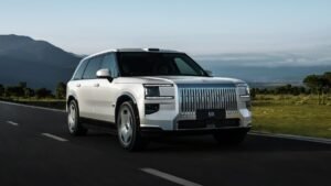 Zeekr флагманский кроссовер появился в продаже в России