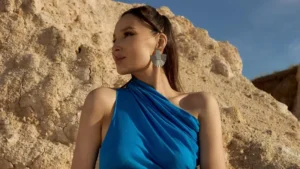 Жулдыз Абдукаримова раскрыла детали рождения пятого ребенка и реакции Кайрата Нуртаса