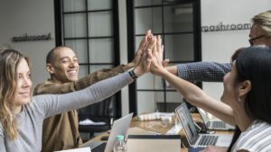 3 знака Зодиака ждет карьерный взлет после 1 декабря 2025 года