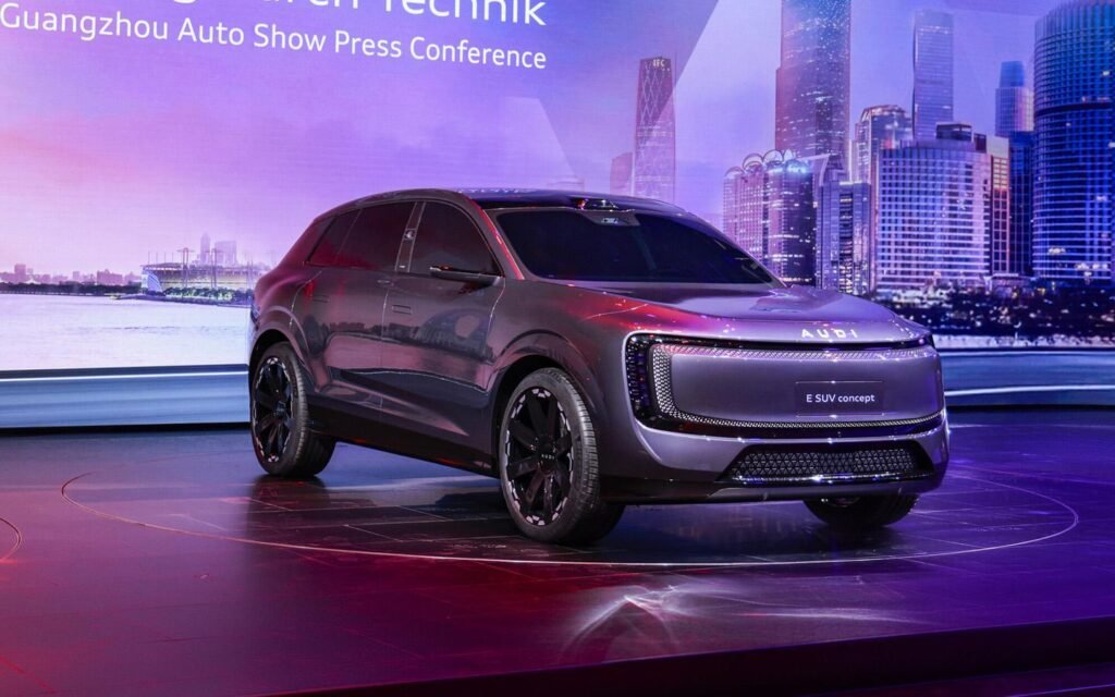 Audi E SUV: Новый кроссовер без колец