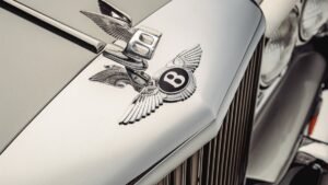 Bentley пересмотрела планы по отказу от двигателей внутреннего сгорания