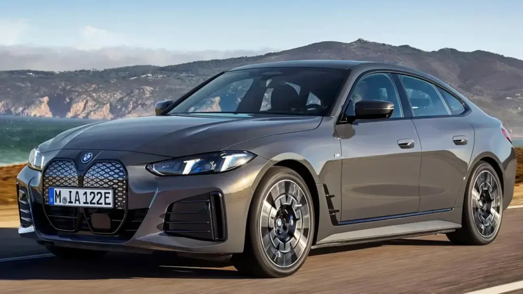 BMW i4 M60 2026: 593 л.с. и разгон до 100 км/ч за 3,6 секунды