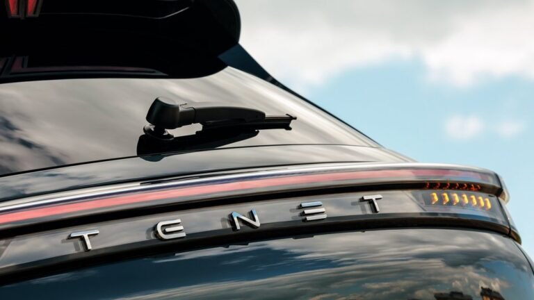 Бывший завод Volkswagen в РФ выпустил 30 тысяч автомобилей