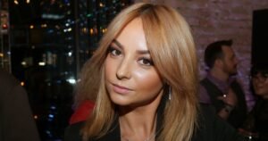 Дарья Сагалова уходит из «Букиных»: причины и последствия