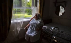 Депутат Госдумы предложила повысить пенсионный возраст до 75 лет: реакция россиян