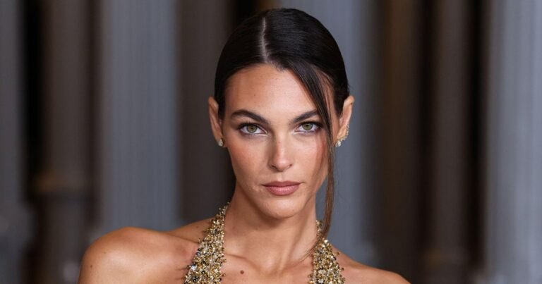 Ди Каприо's возлюбленная Виттория Черетти поразила декольте на гала-вечере