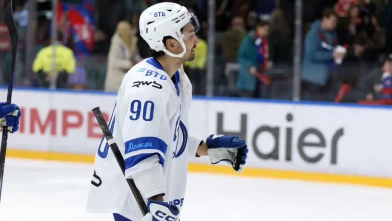 Динамо Москва — Сибирь: прямая трансляция матча КХЛ