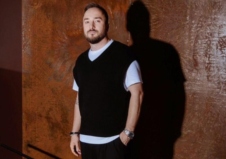 Дмитрий Конышев: Сериал «Нейровася» - комедия о будущем