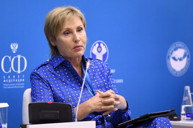 Экс-ведущую Первого канала Агалакову оштрафовали на 30 тыс. рублей за нарушение закона об иноагентах