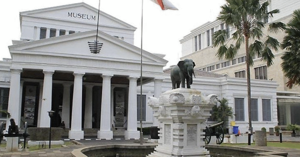 Эксперт объяснил, почему Австралия обеспокоена возможной авиабазой России в Индонезии