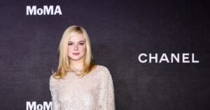 Эль Фаннинг раскритиковала фильм Кончаловского: антирекорд на Rotten Tomatoes