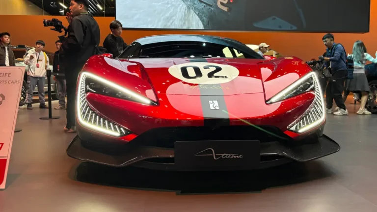 Электрический суперкар Yangwang U9 Extreme представлен в Китае