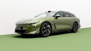 Exeed готовит первый универсал: фото и детали