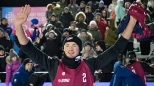 «Факел-Ямал» начал сезон волейбола на снегу с победы