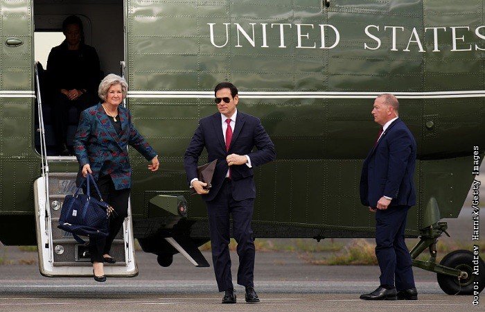 Госсекретарь США: слухи о подготовке ударов по Венесуэле - фейк