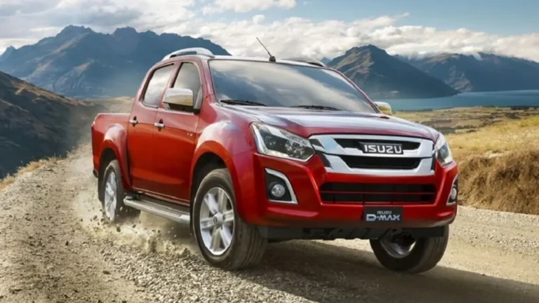 Isuzu D-MAX вернулся в Россию: цены и характеристики
