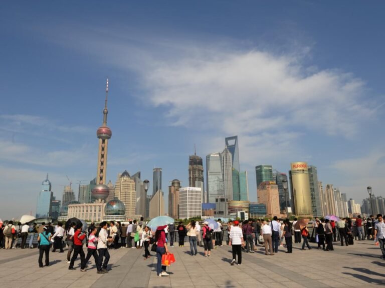 Юань бросает вызов доллару: тихая революция в глобальной экономике