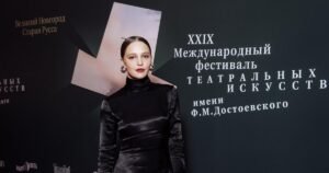 Юлия Хлынина на Международном фестивале театральных искусств