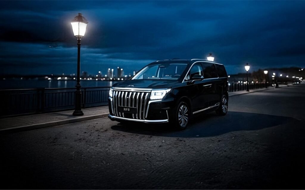 JAC запускает предзаказы на минивэн RF8 в России