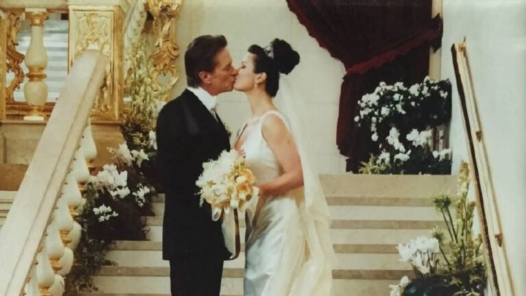 Кэтрин Зета-Джонс и Майкл Дуглас отмечают 25-летие свадьбы